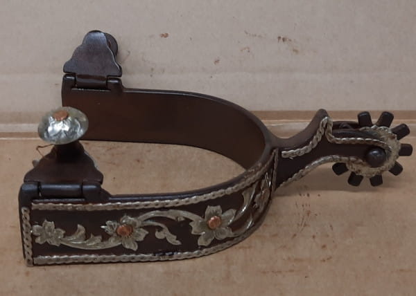 Cattleman´s Brown Steel Flower Spurs with Copper
